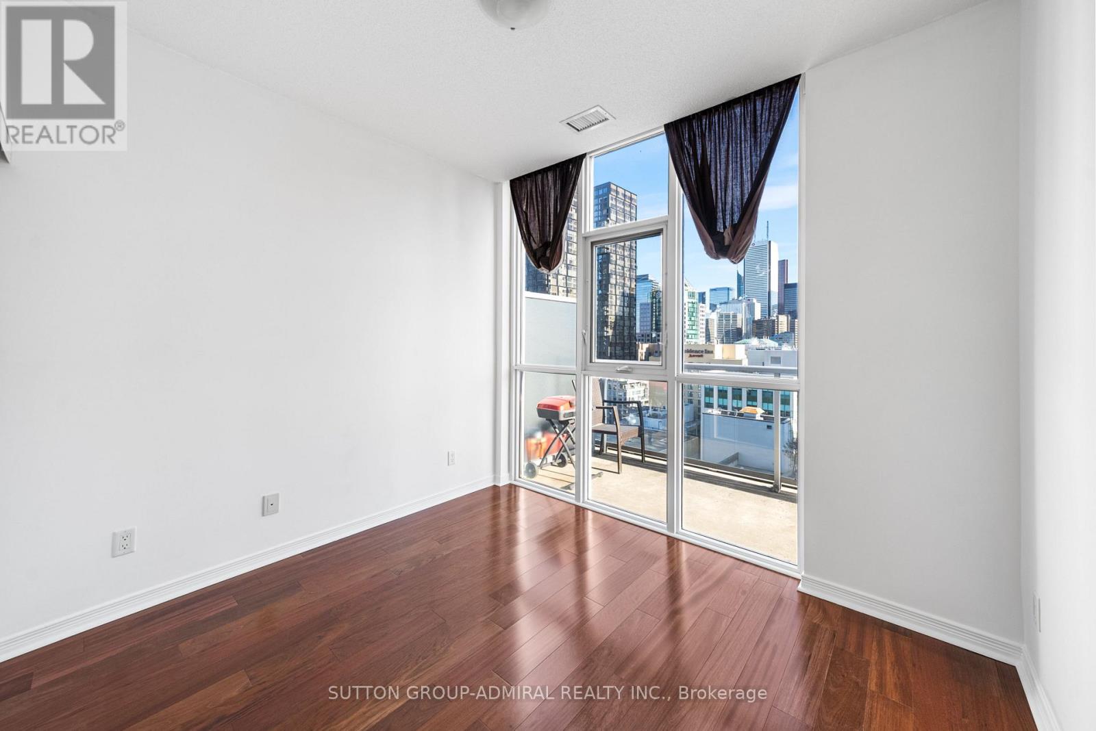 2317 - 352 Front Street W, Toronto, Ontario  M5V 0K3 - Photo 17 - C12017114