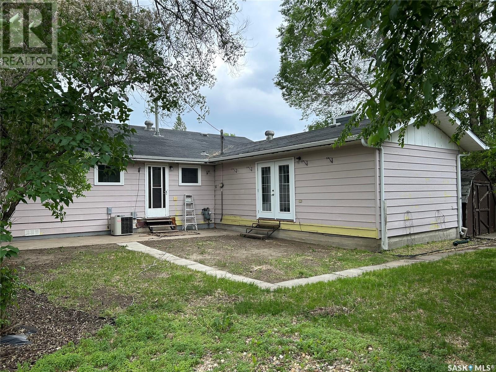 1504 Thorn Crescent, Estevan, Saskatchewan  S4A 1V6 - Photo 24 - SK008787