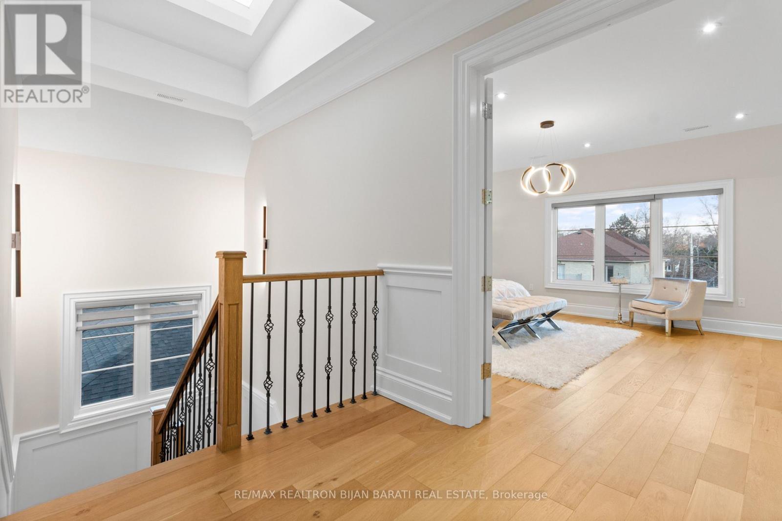 5 Charlemagne Drive, Toronto (Willowdale East), Ontario  M2N 4H7 - Photo 22 - C12206571