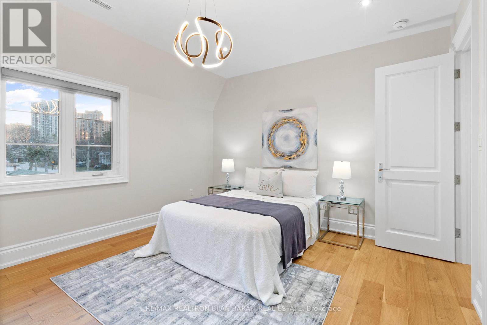 5 Charlemagne Drive, Toronto, Ontario  M2N 4H7 - Photo 26 - C12206571