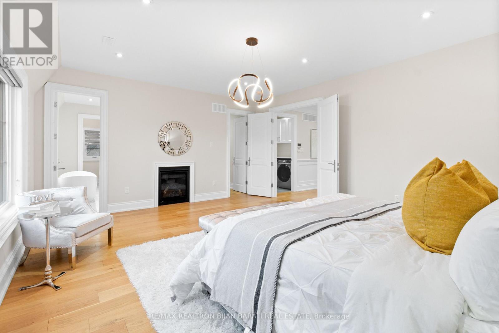 5 Charlemagne Drive, Toronto, Ontario  M2N 4H7 - Photo 27 - C12206571