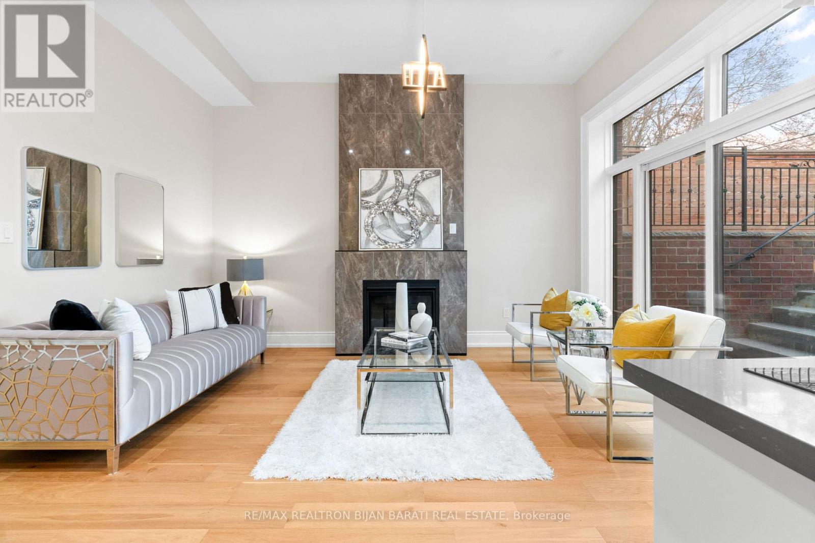 5 Charlemagne Drive, Toronto, Ontario  M2N 4H7 - Photo 42 - C12206571