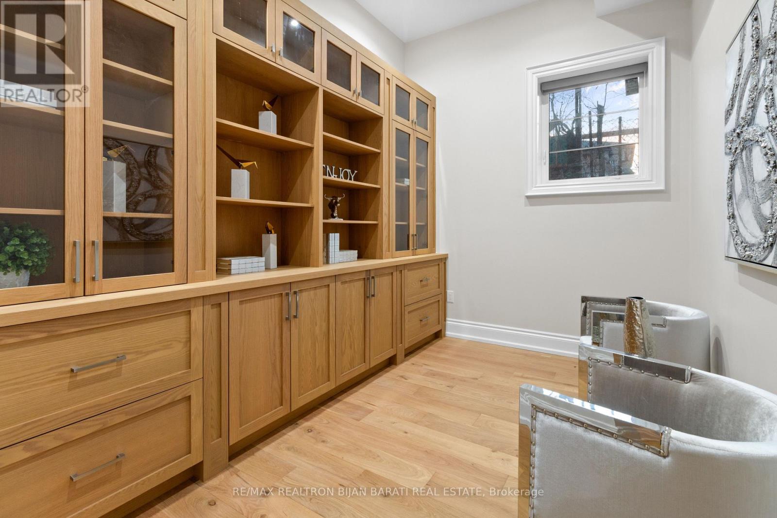 5 Charlemagne Drive, Toronto, Ontario  M2N 4H7 - Photo 45 - C12206571