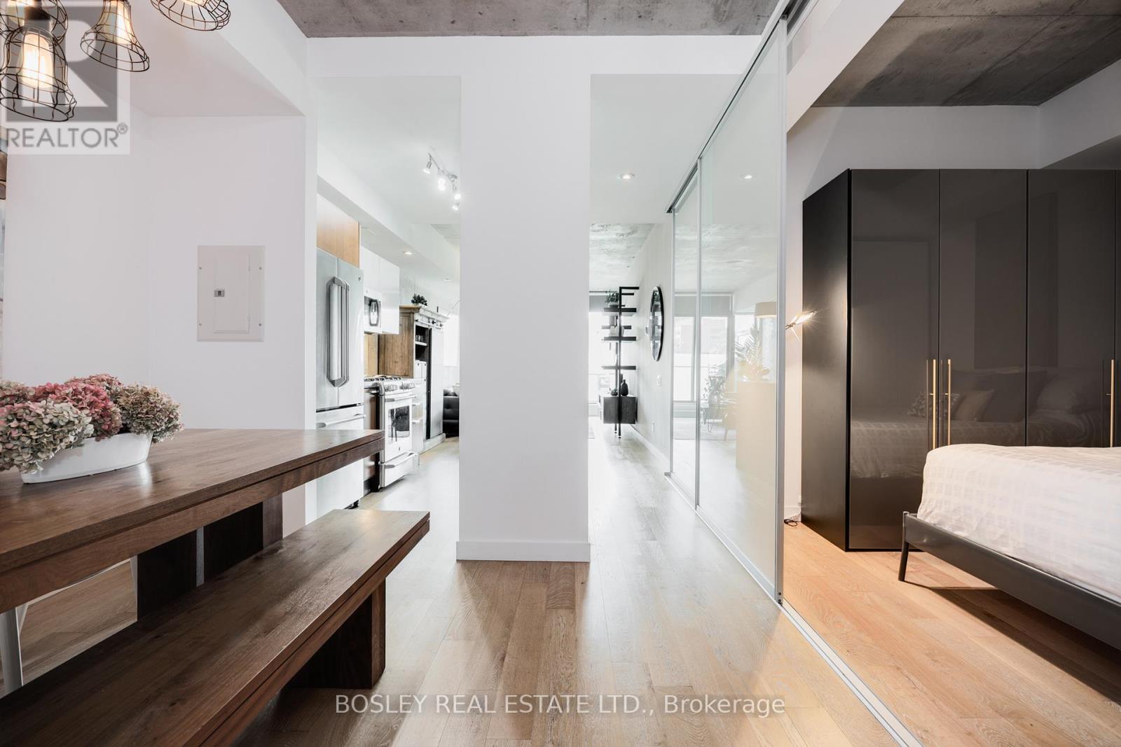 303 - 25 Stafford Street, Toronto (Niagara), Ontario  M5V 0G3 - Photo 17 - C12206573