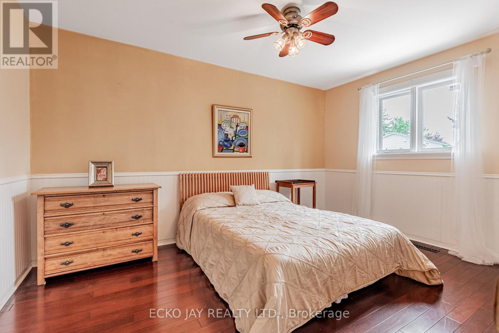 75 Barrydale Crescent, Toronto, Ontario  M3B 3E3 - Photo 13 - C12206574