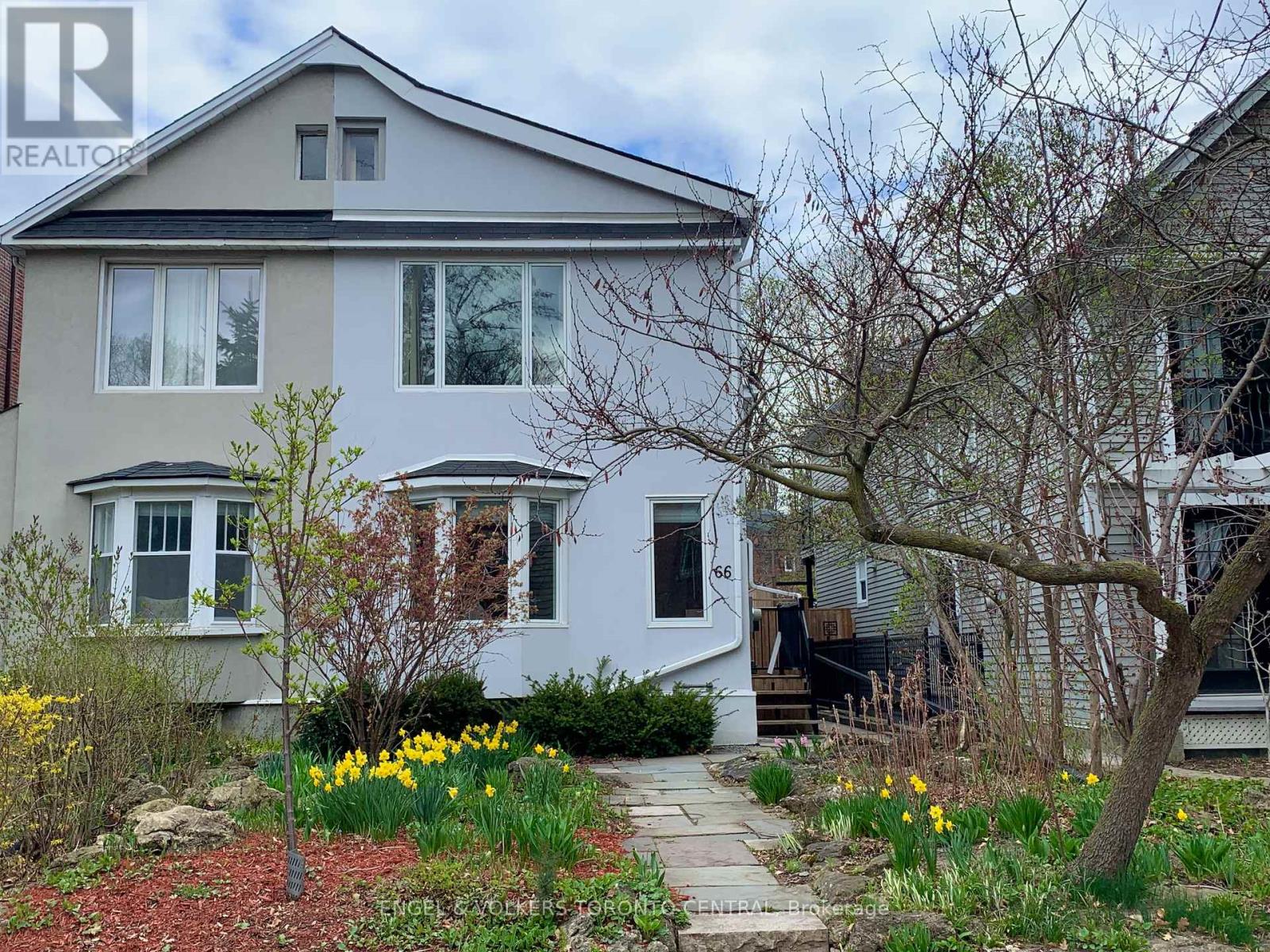 66 Alcina Avenue, Toronto (Wychwood), Ontario  M6G 2E8 - Photo 1 - C12206638