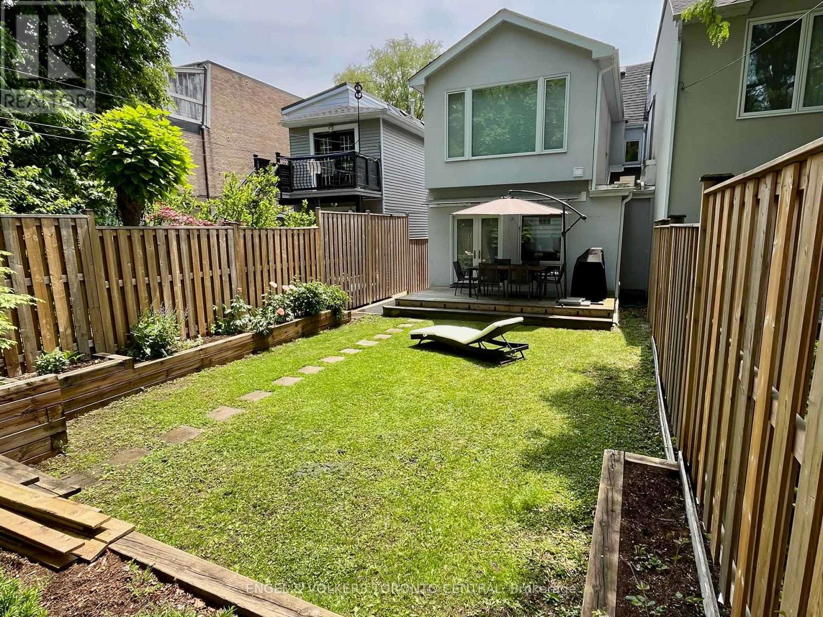 66 Alcina Avenue, Toronto (Wychwood), Ontario  M6G 2E8 - Photo 37 - C12206638