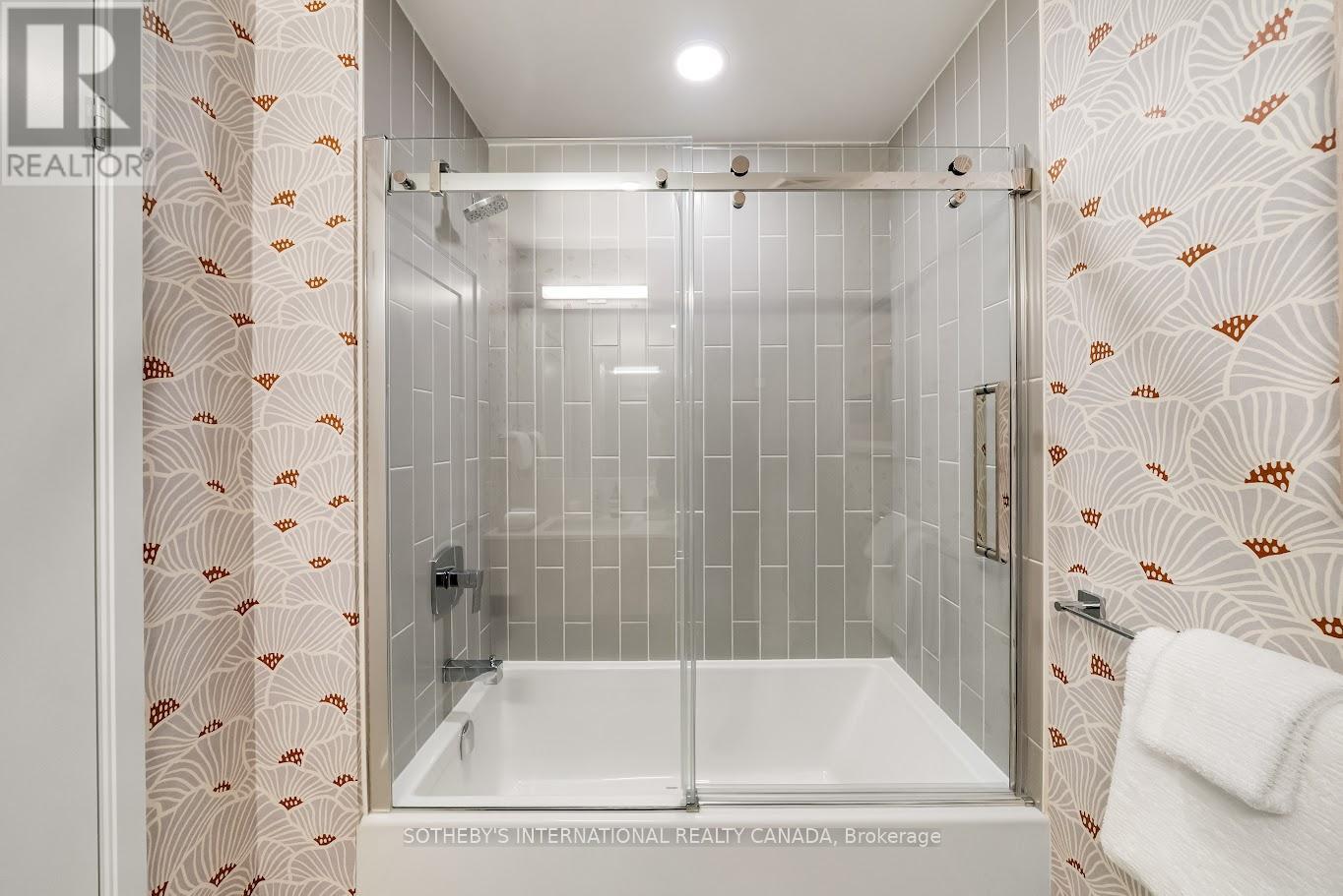 622 - 88 Bathurst Street, Toronto, Ontario  M5V 0W8 - Photo 17 - C12206659