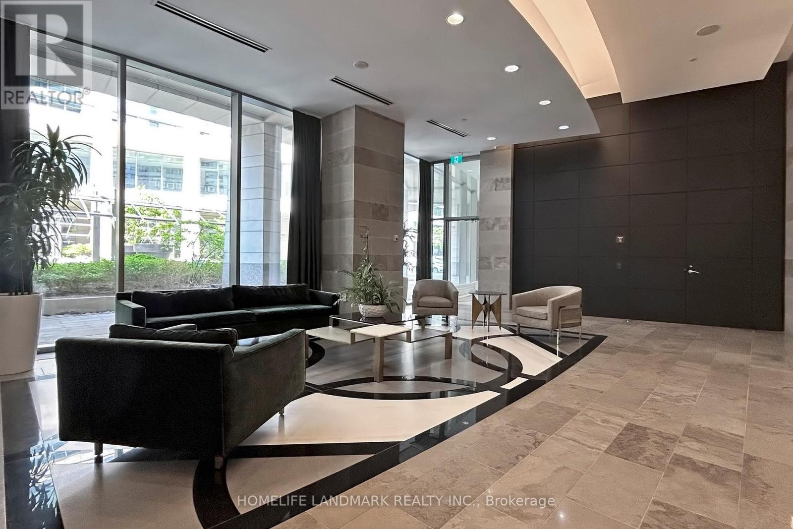 1505 - 2181 Yonge Street, Toronto (Mount Pleasant West), Ontario  M4S 3H7 - Photo 5 - C12206664