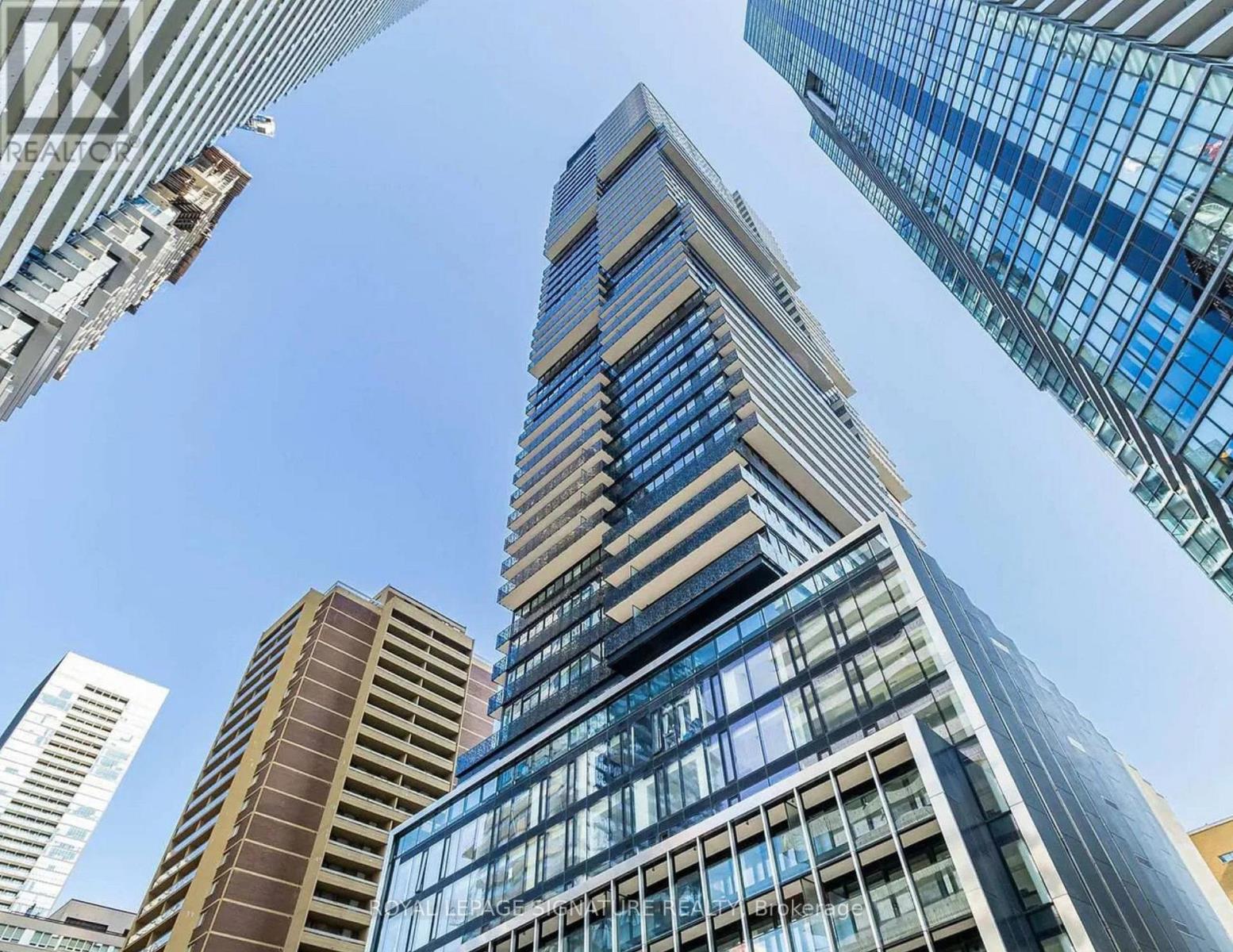 1001 - 55 Charles Street E, Toronto, Ontario  M4Y 0J1 - Photo 1 - C12206754