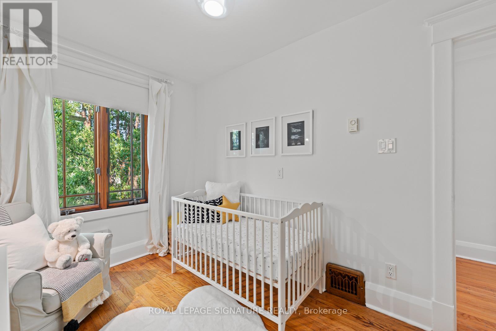 247 Highfield Road, Toronto, Ontario  M4L 2V4 - Photo 15 - E12206600