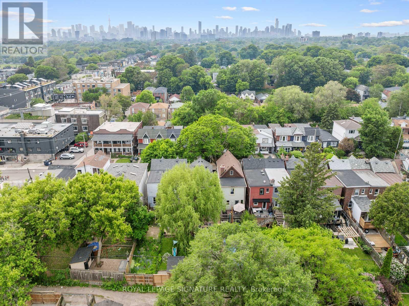 247 Highfield Road, Toronto, Ontario  M4L 2V4 - Photo 34 - E12206600