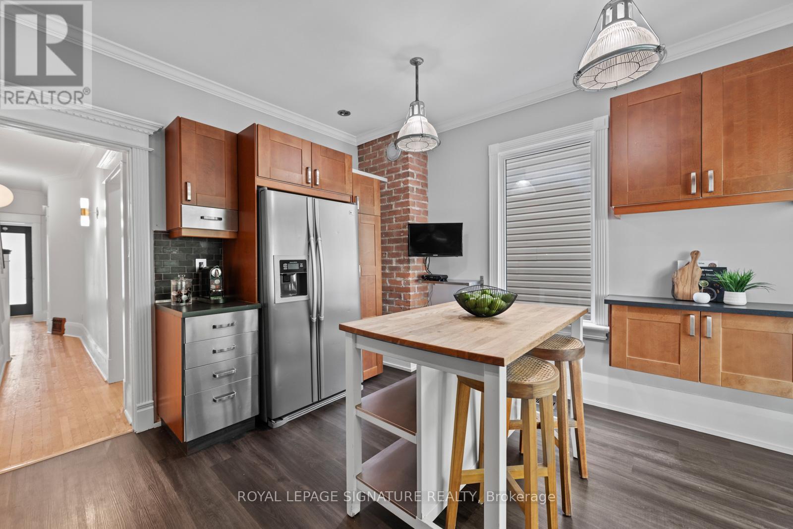 247 Highfield Road, Toronto, Ontario  M4L 2V4 - Photo 9 - E12206600