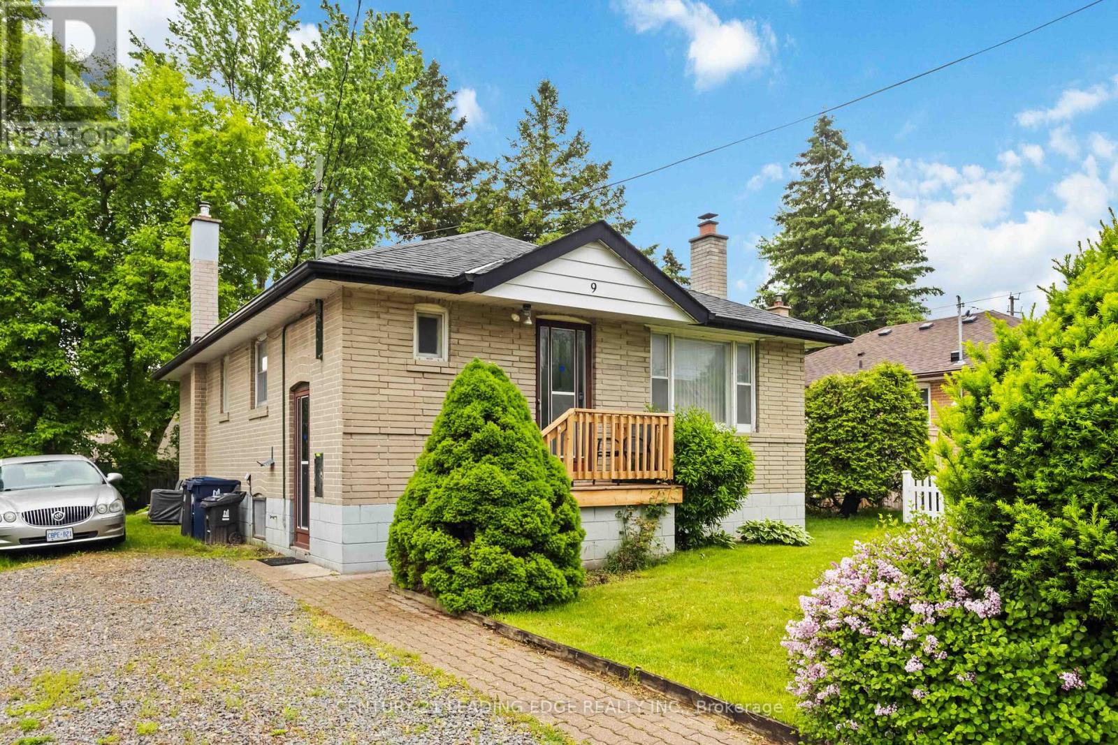 9 EUCLID AVENUE, Toronto, Ontario