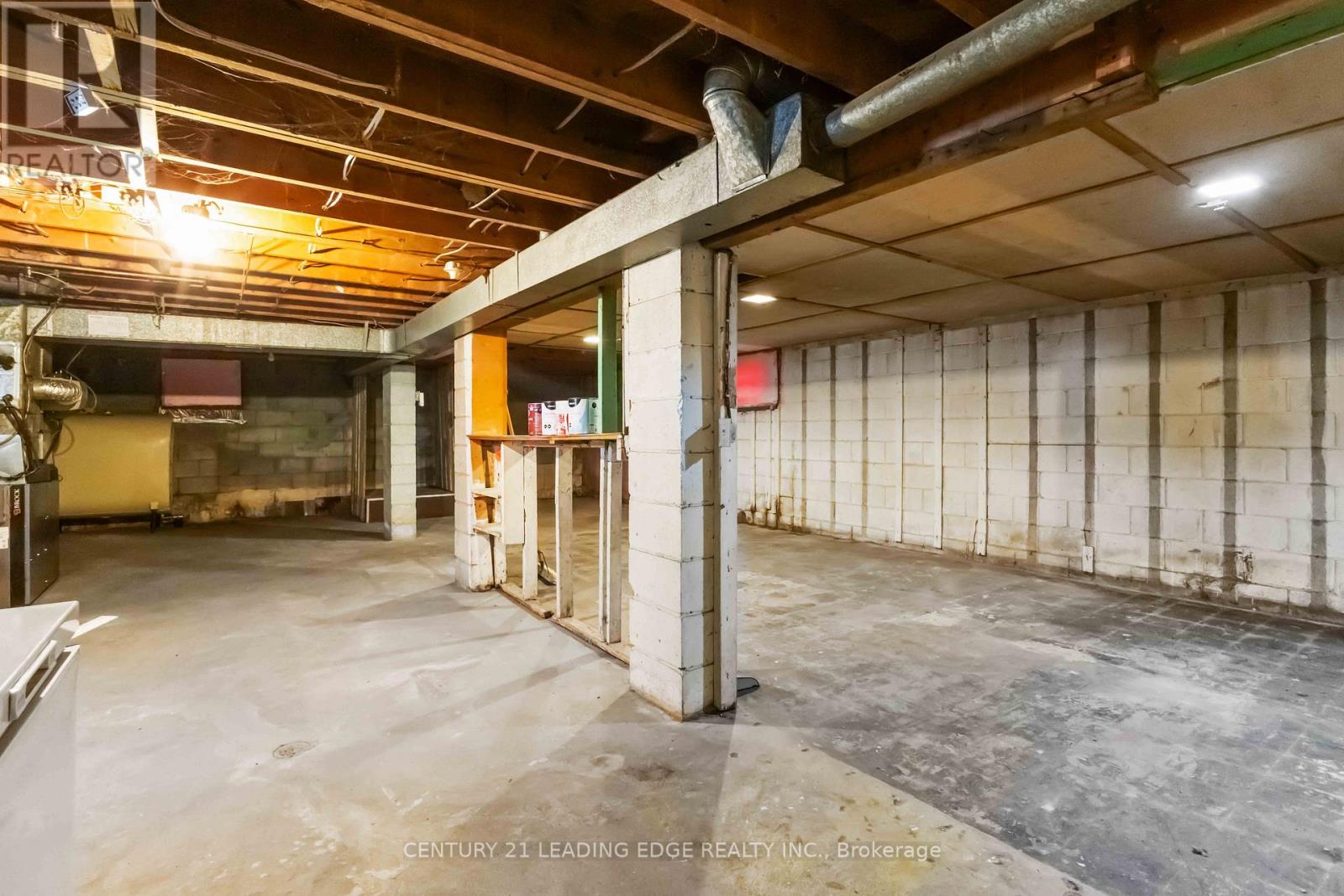 9 Euclid Avenue, Toronto, Ontario  M1C 1J7 - Photo 24 - E12206734