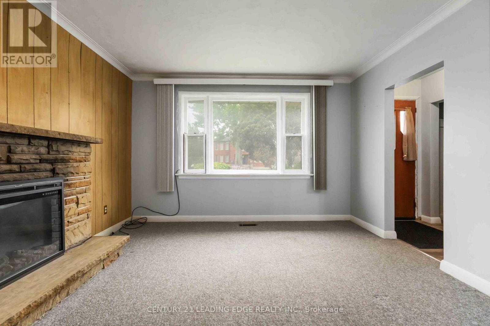 9 Euclid Avenue, Toronto, Ontario  M1C 1J7 - Photo 8 - E12206734