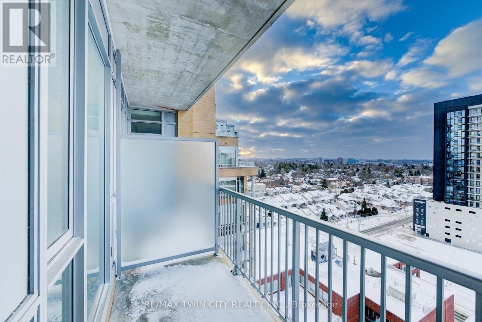 1202 - 191 King Street S, Waterloo, Ontario  N2J 1R1 - Photo 2 - X11965992