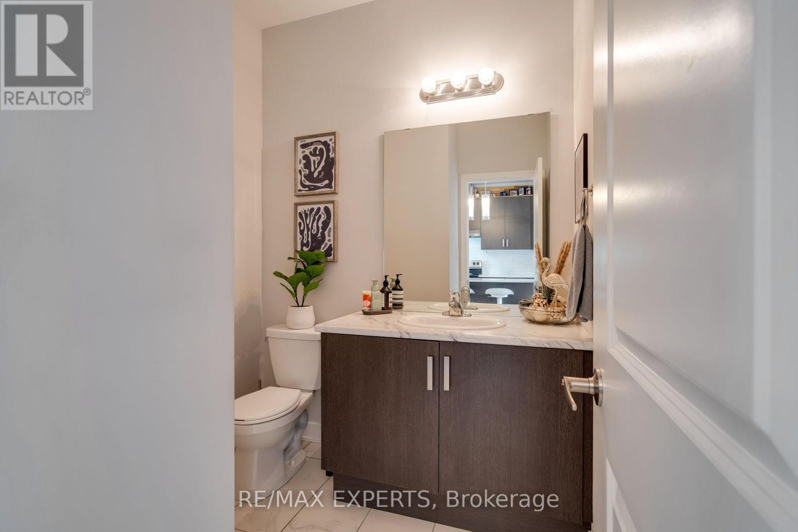 155 Carpaccio Avenue, Vaughan, Ontario  L4H 4R6 - Photo 22 - N12206632