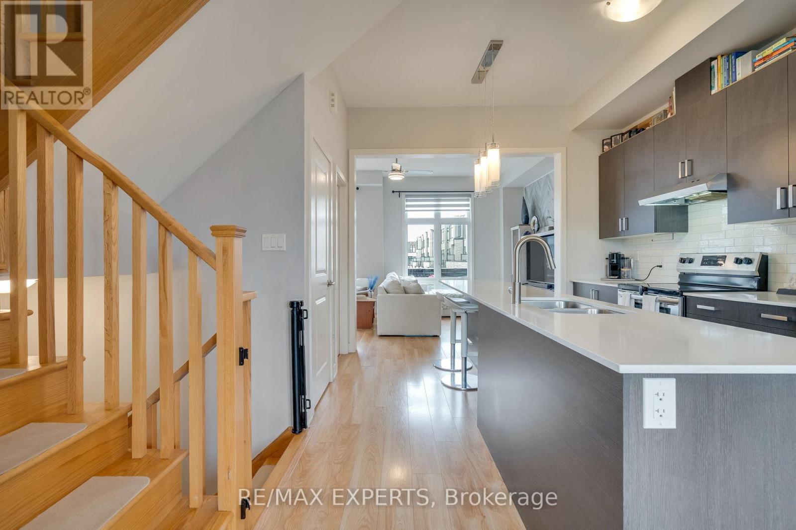 155 Carpaccio Avenue, Vaughan, Ontario  L4H 4R6 - Photo 5 - N12206632