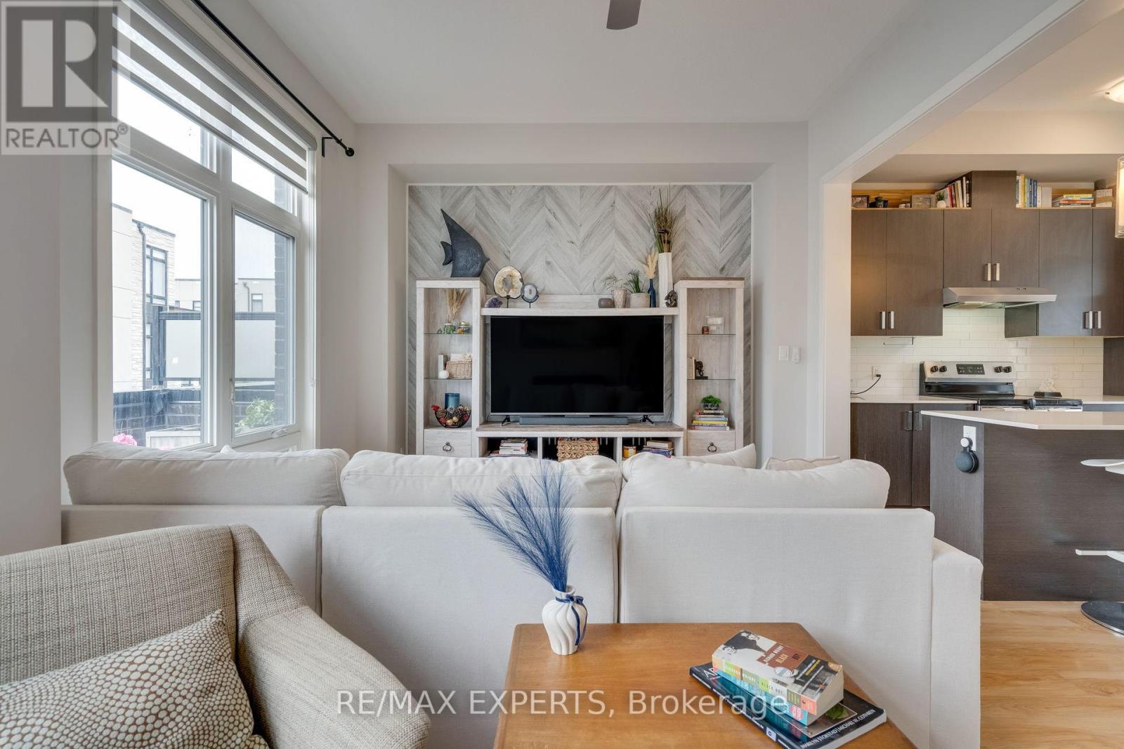155 Carpaccio Avenue, Vaughan, Ontario  L4H 4R6 - Photo 8 - N12206632