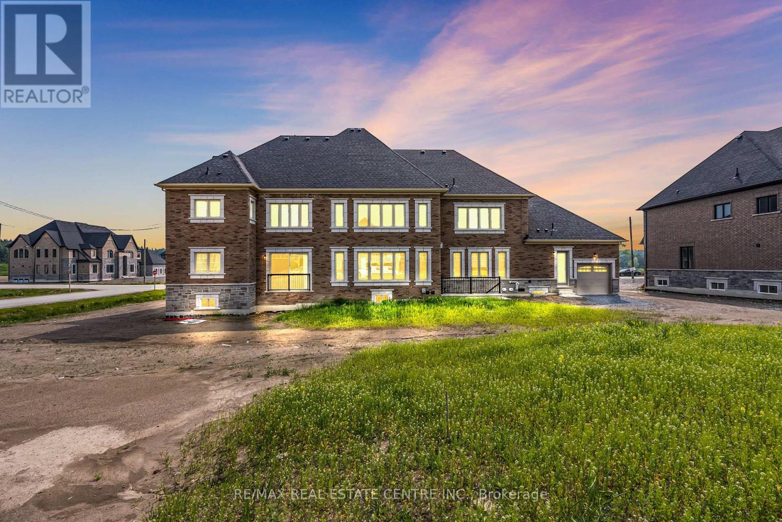 86 Green Gables Crescent, Whitchurch-Stouffville, Ontario  L4A 5G4 - Photo 3 - N12206723