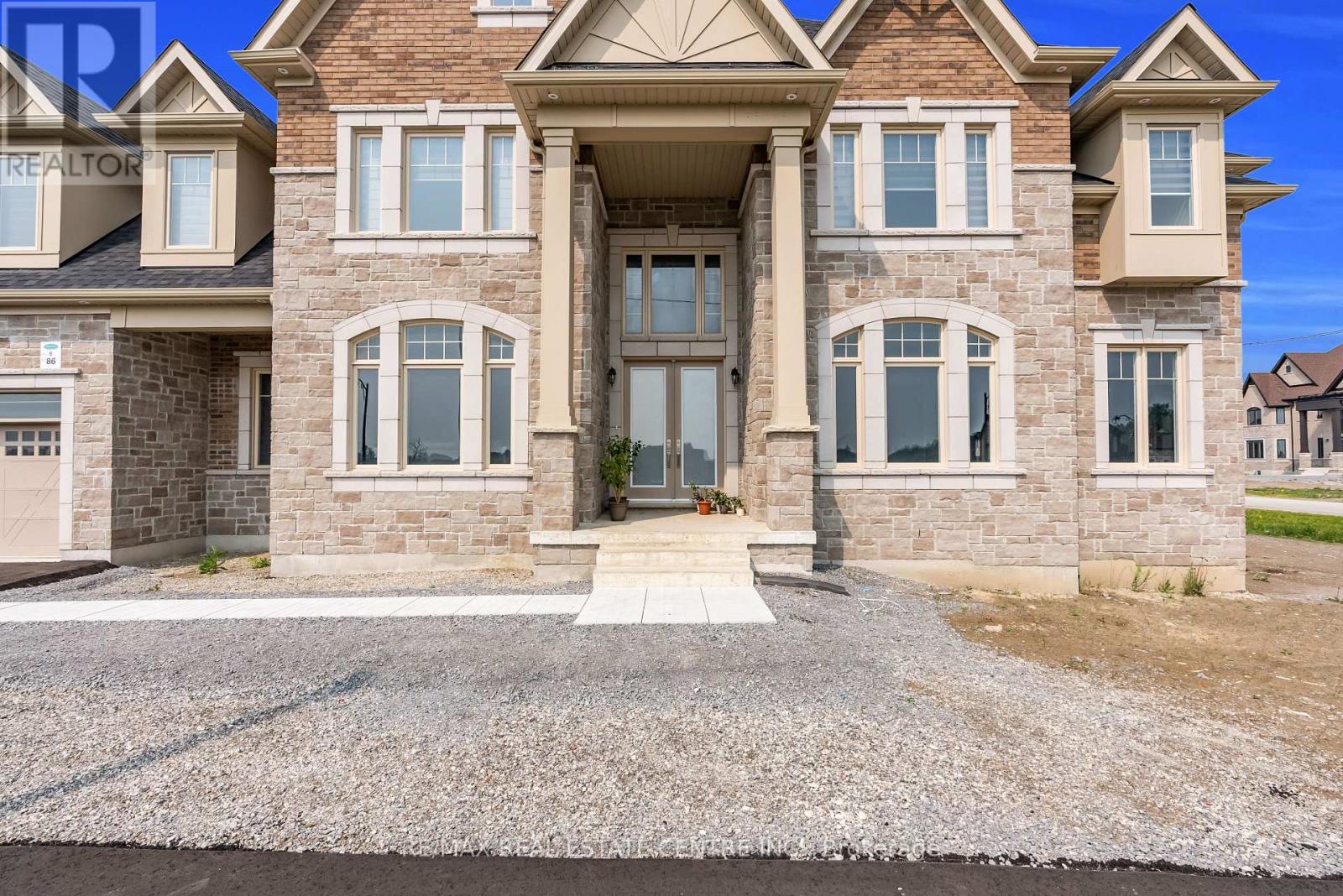 86 Green Gables Crescent, Whitchurch-Stouffville, Ontario  L4A 5G4 - Photo 9 - N12206723