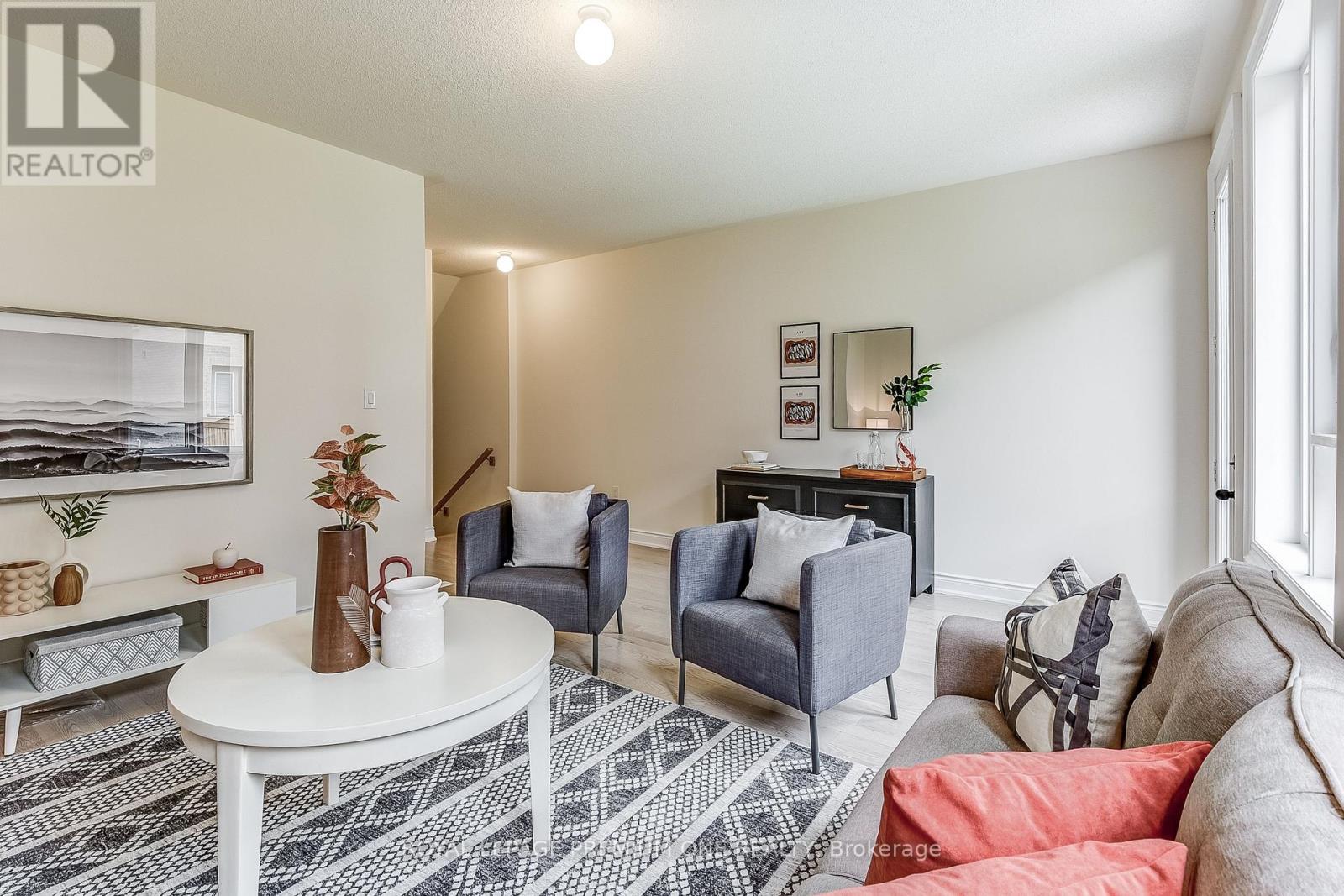 216 Tennant Circle, Vaughan (Vellore Village), Ontario  L4H 5L4 - Photo 13 - N12206740