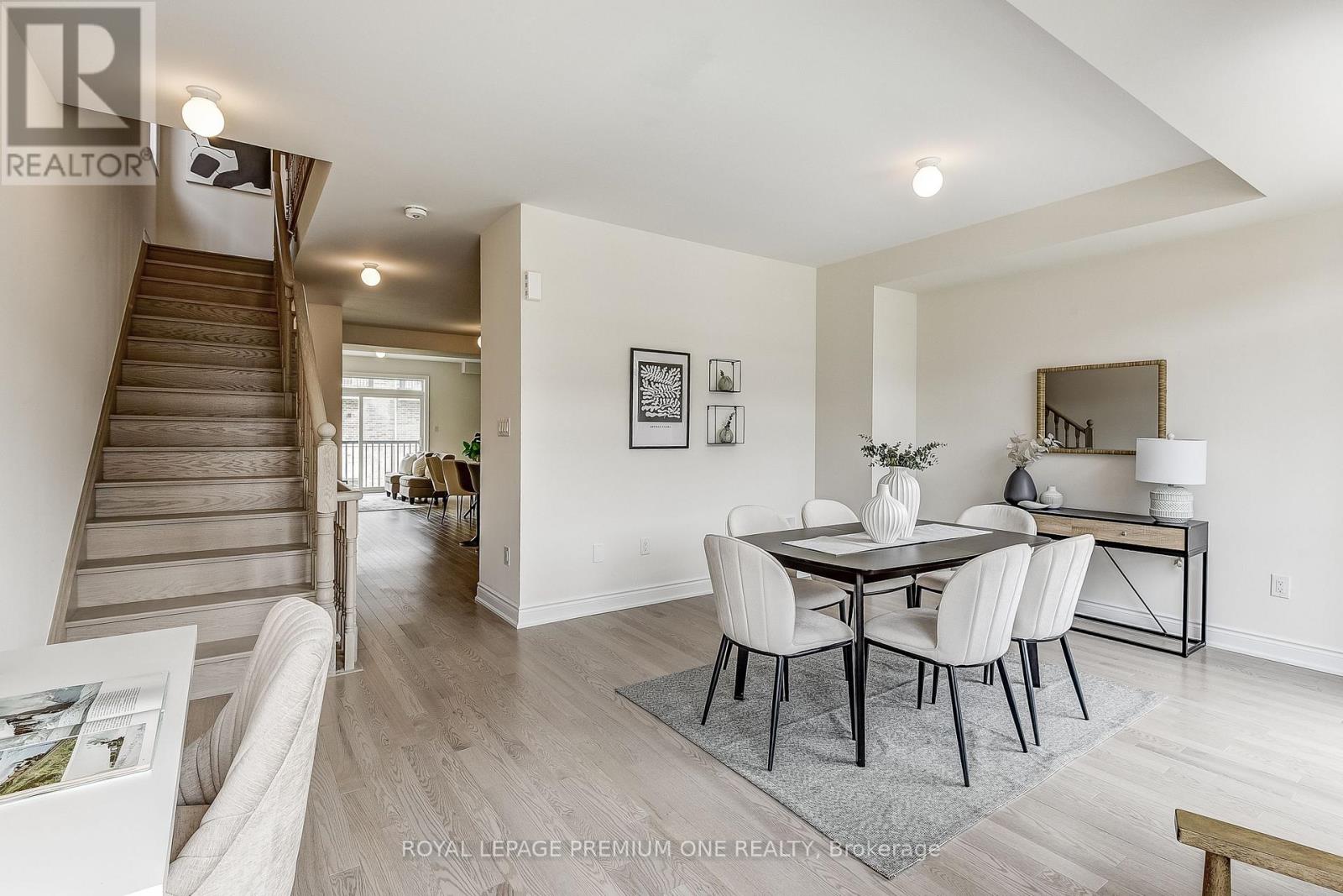 216 Tennant Circle, Vaughan (Vellore Village), Ontario  L4H 5L4 - Photo 29 - N12206740