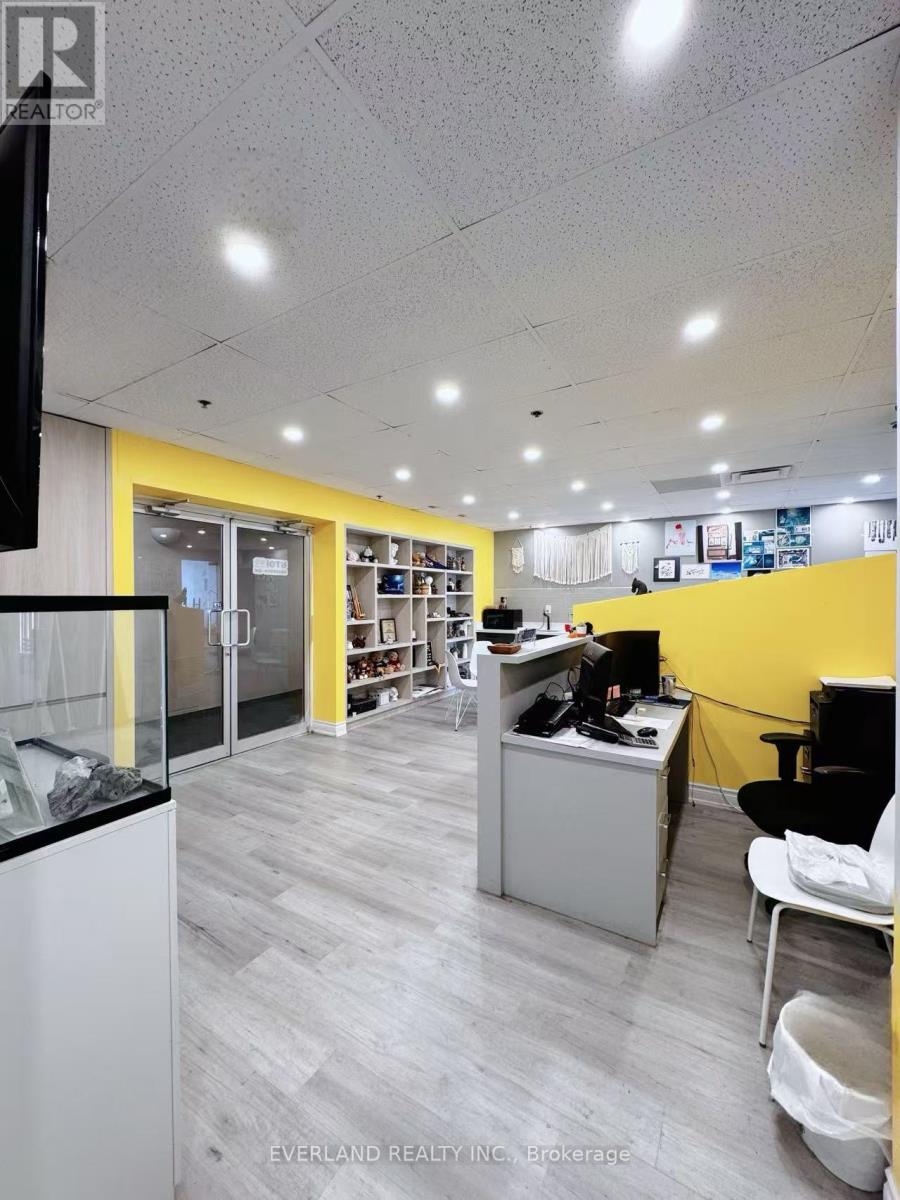 201 - 7077 Kennedy Road, Markham, Ontario  L3R 0N8 - Photo 2 - N12206761