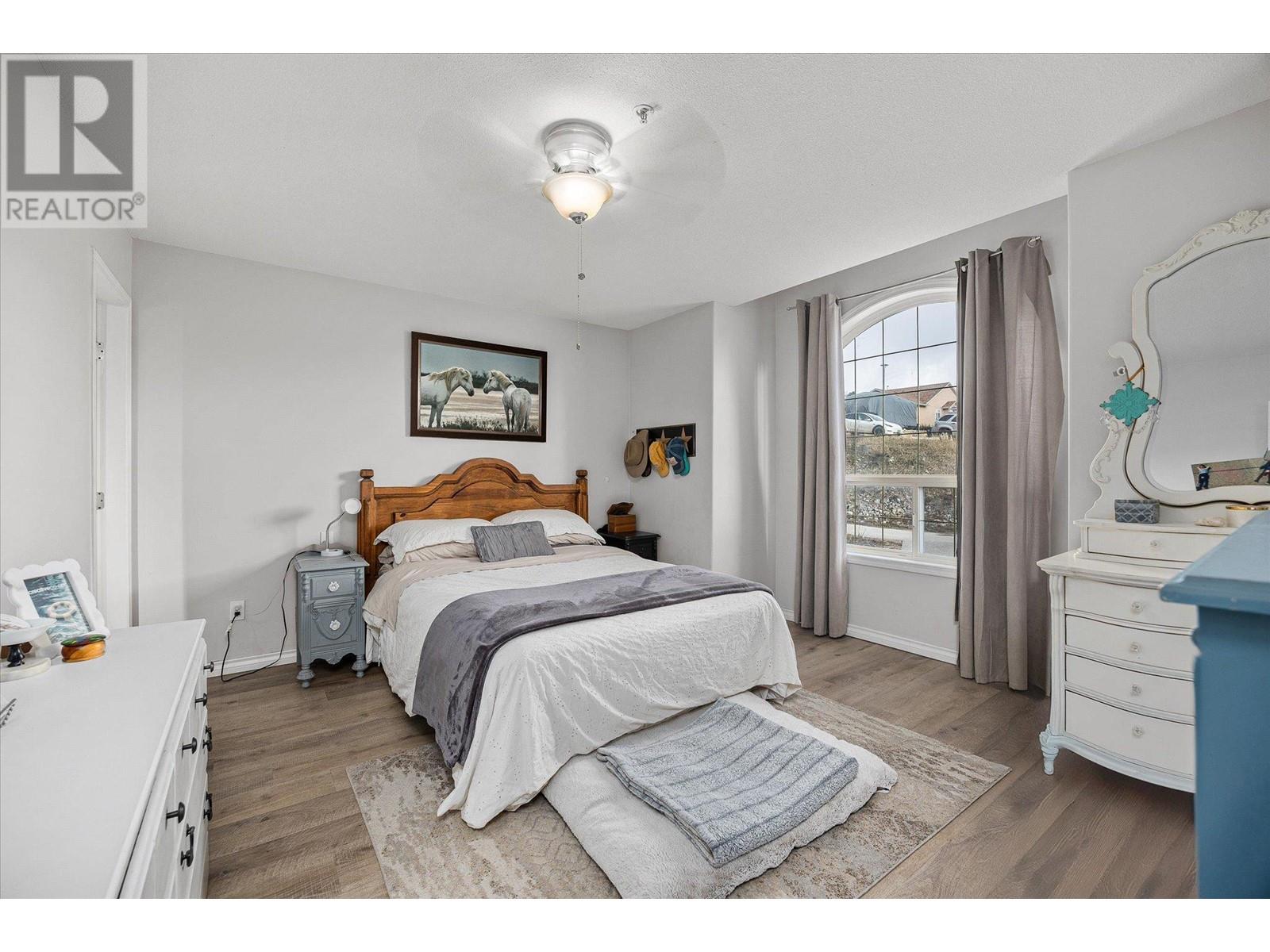 5817 Victoria Street, Peachland, British Columbia  V0H 1X4 - Photo 13 - 10351330