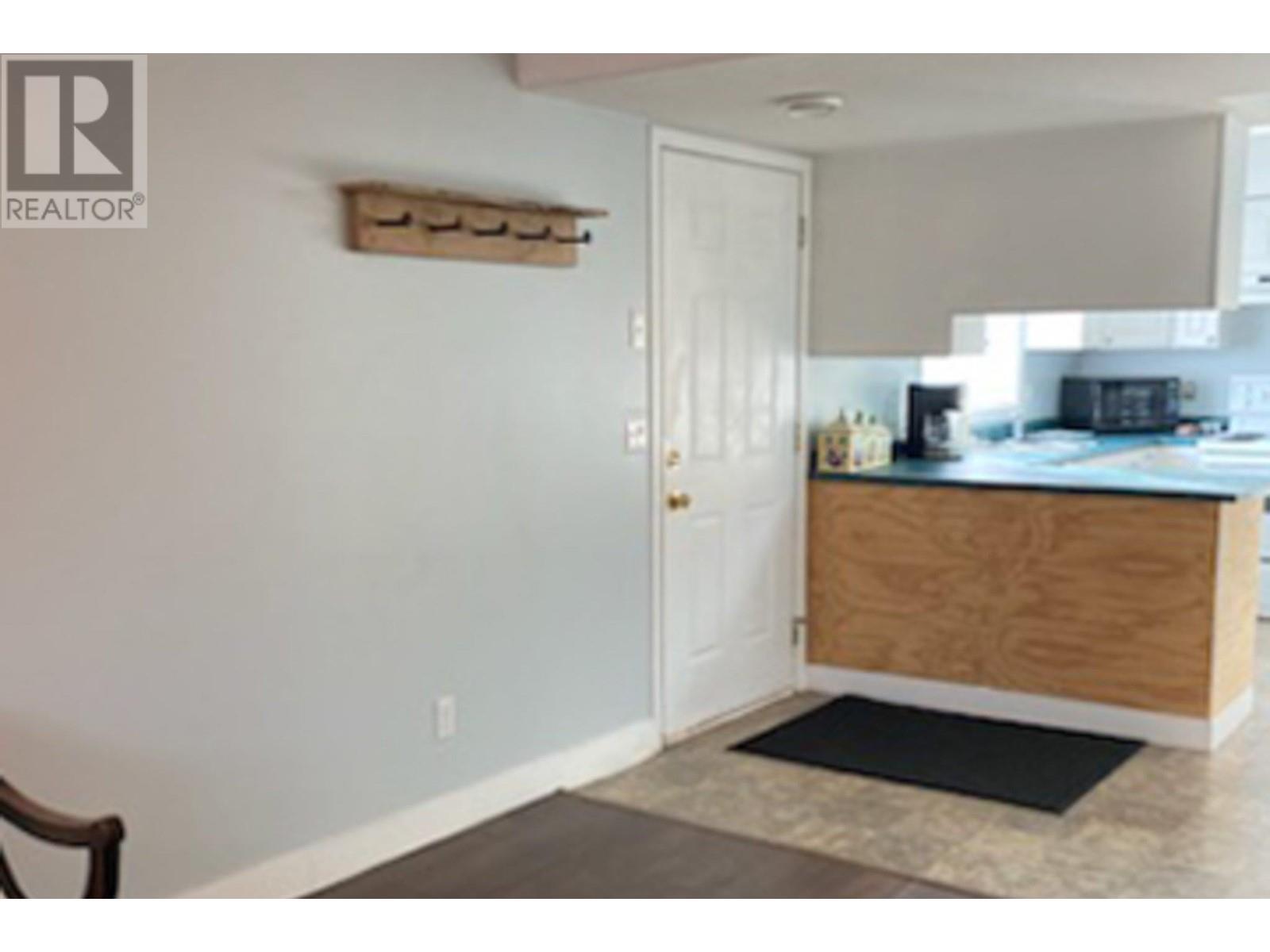 5817 Victoria Street, Peachland, British Columbia  V0H 1X4 - Photo 33 - 10351330