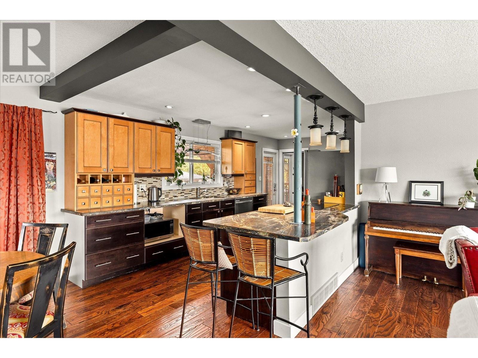 1508 Pinehurst Crescent, Kelowna, British Columbia  V1Y 4H9 - Photo 11 - 10350970