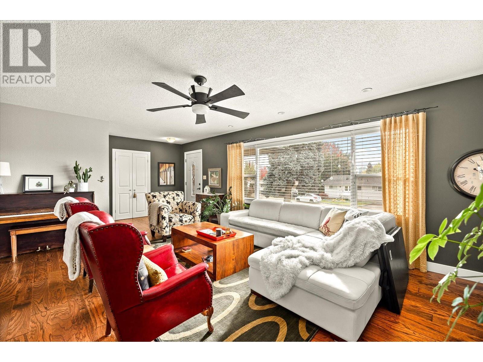 1508 Pinehurst Crescent, Kelowna, British Columbia  V1Y 4H9 - Photo 9 - 10350970