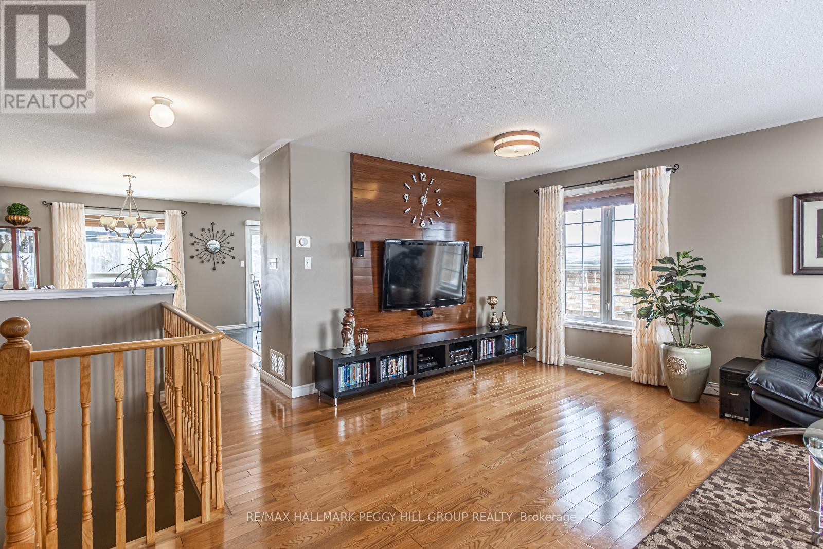 115 Lion's Gate Boulevard, Barrie, Ontario  L4M 7E5 - Photo 8 - S12206641