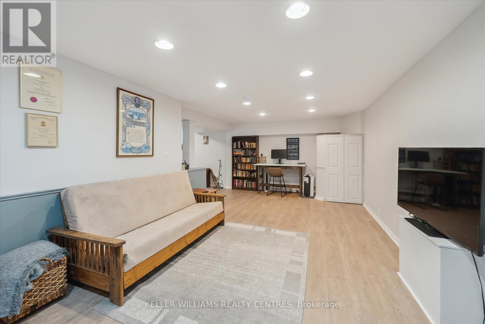 2 Elm Court, Oro-Medonte, Ontario  L0L 2E0 - Photo 32 - S12206756