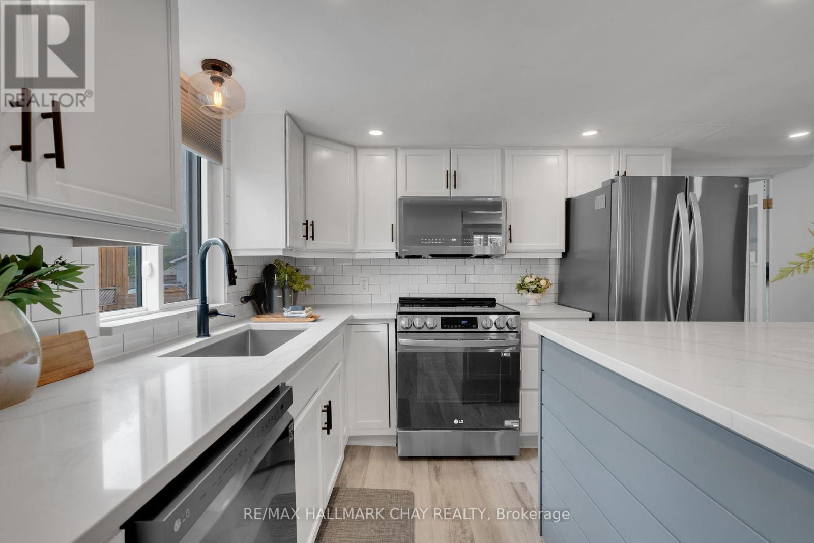 208 Elmer Park, Orillia, Ontario  L3V 2T1 - Photo 15 - S12206760