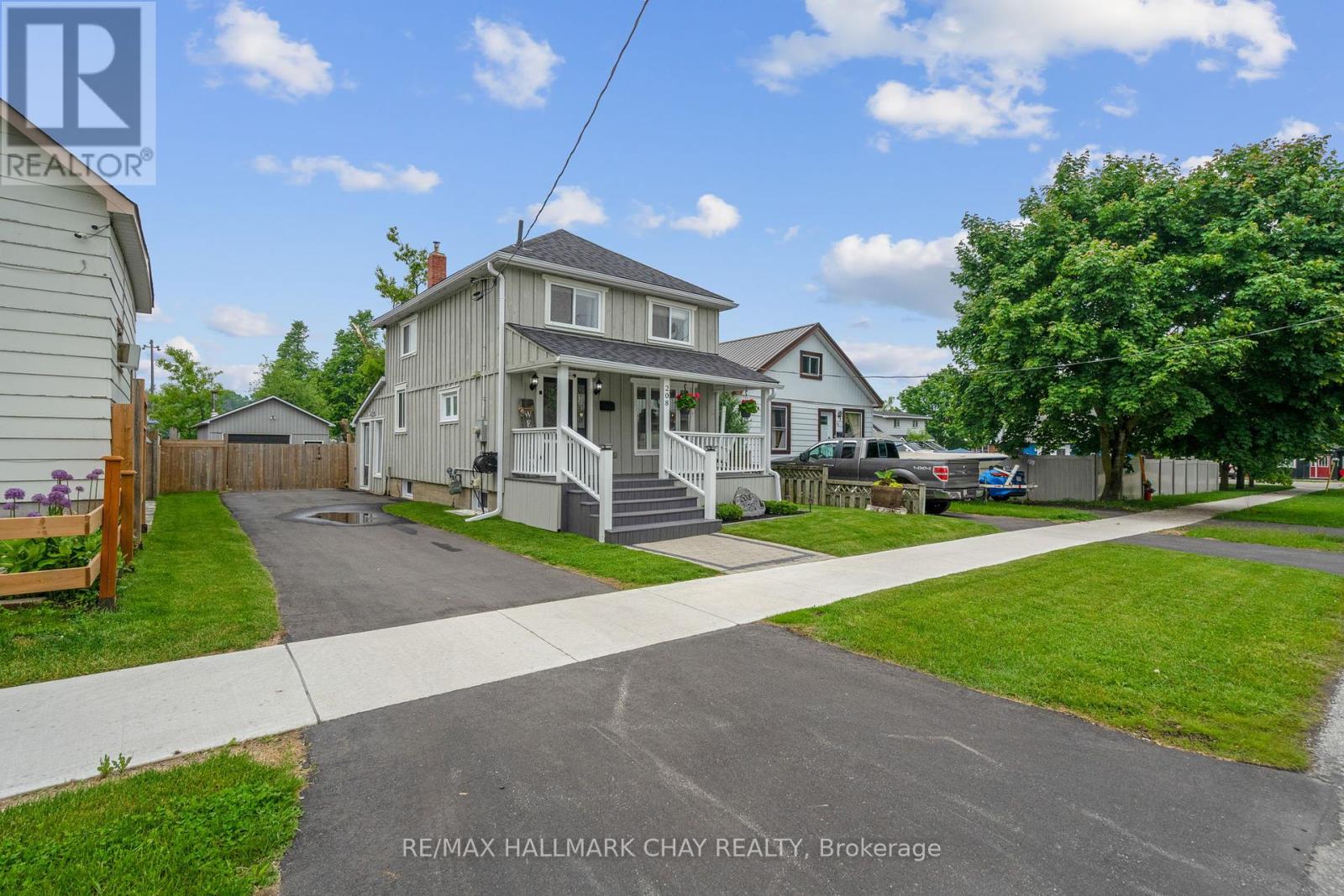 208 Elmer Park, Orillia, Ontario  L3V 2T1 - Photo 2 - S12206760
