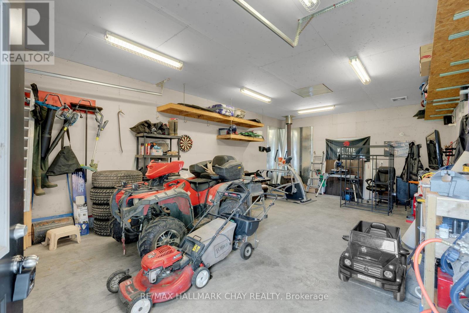 208 Elmer Park, Orillia, Ontario  L3V 2T1 - Photo 32 - S12206760