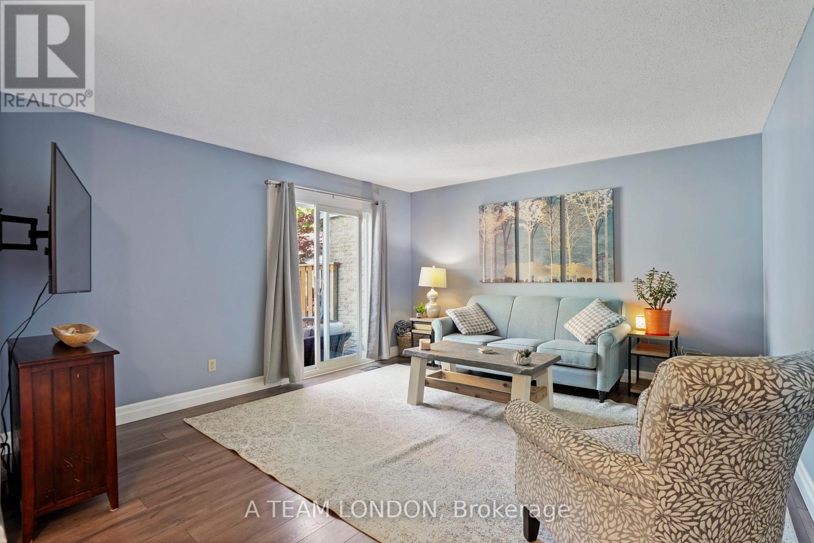 2 Dalhousie Crescent, London South, Ontario  N6K 1N6 - Photo 14 - X12206809