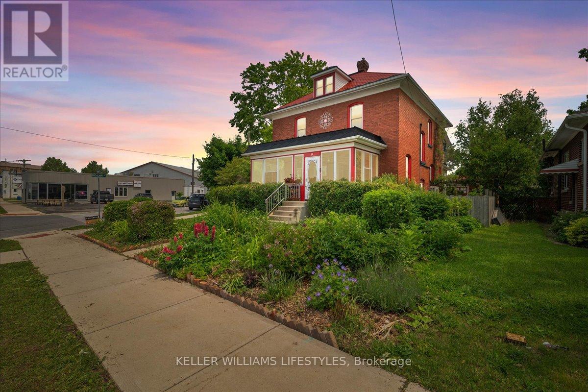 9 MAIN STREET S, Lambton Shores, Ontario