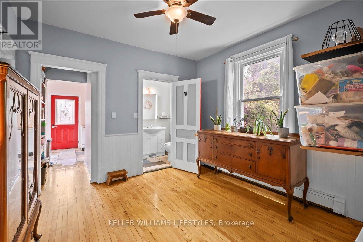 9 Main Street S, Lambton Shores, Ontario  N0N 1J0 - Photo 20 - X12206889