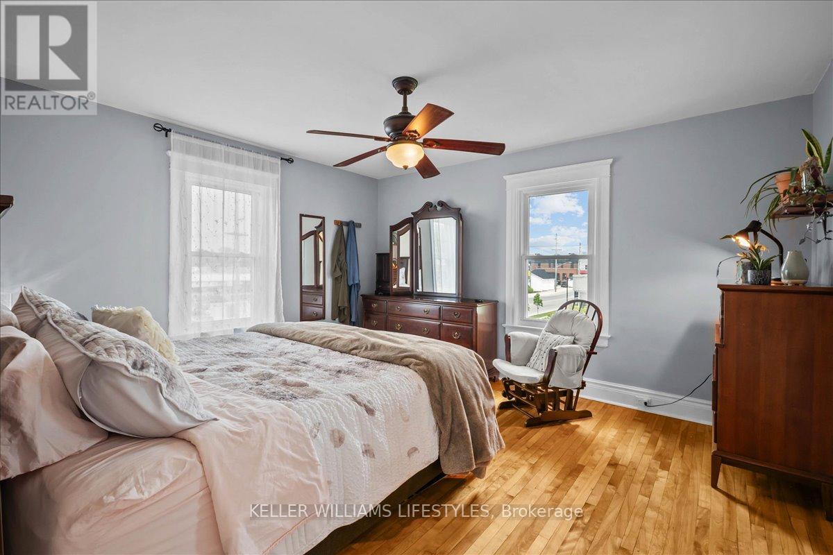 9 Main Street S, Lambton Shores, Ontario  N0N 1J0 - Photo 24 - X12206889