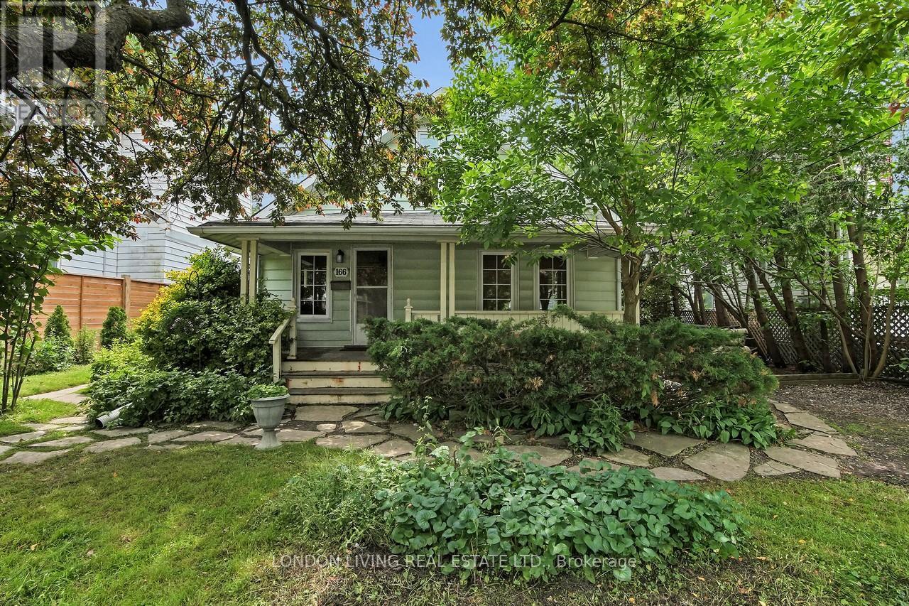 Property at 166 SPRINGBANK DRIVE image 1