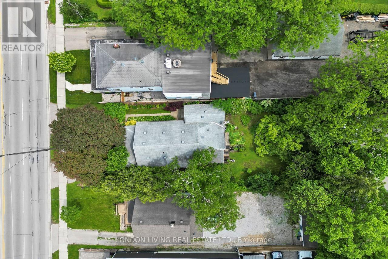 Property at 166 SPRINGBANK DRIVE image 3
