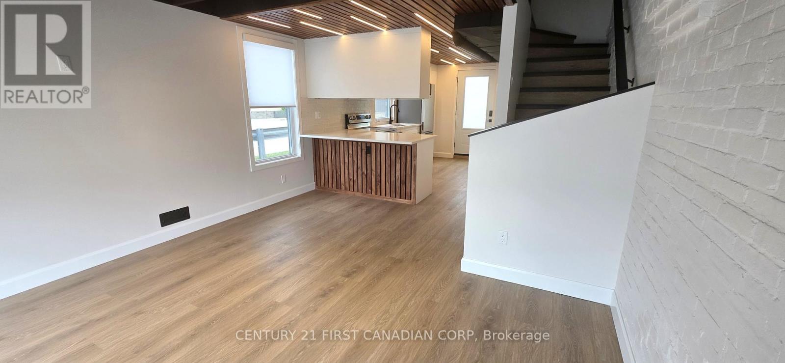 3 - 857 Dundas Street, London East, Ontario  N5W 2Z8 - Photo 7 - X12206908