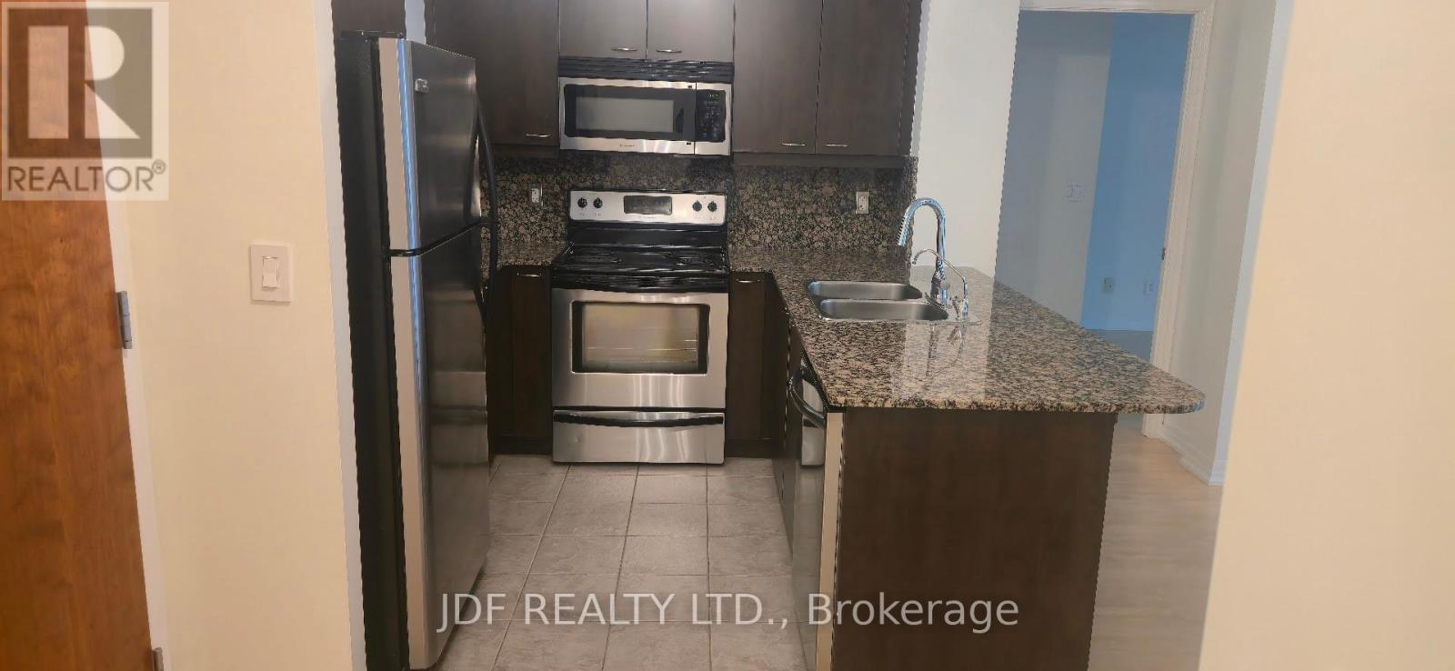 611 - 1403 Royal York Road, Toronto, Ontario  M9P 0A1 - Photo 4 - W12206584
