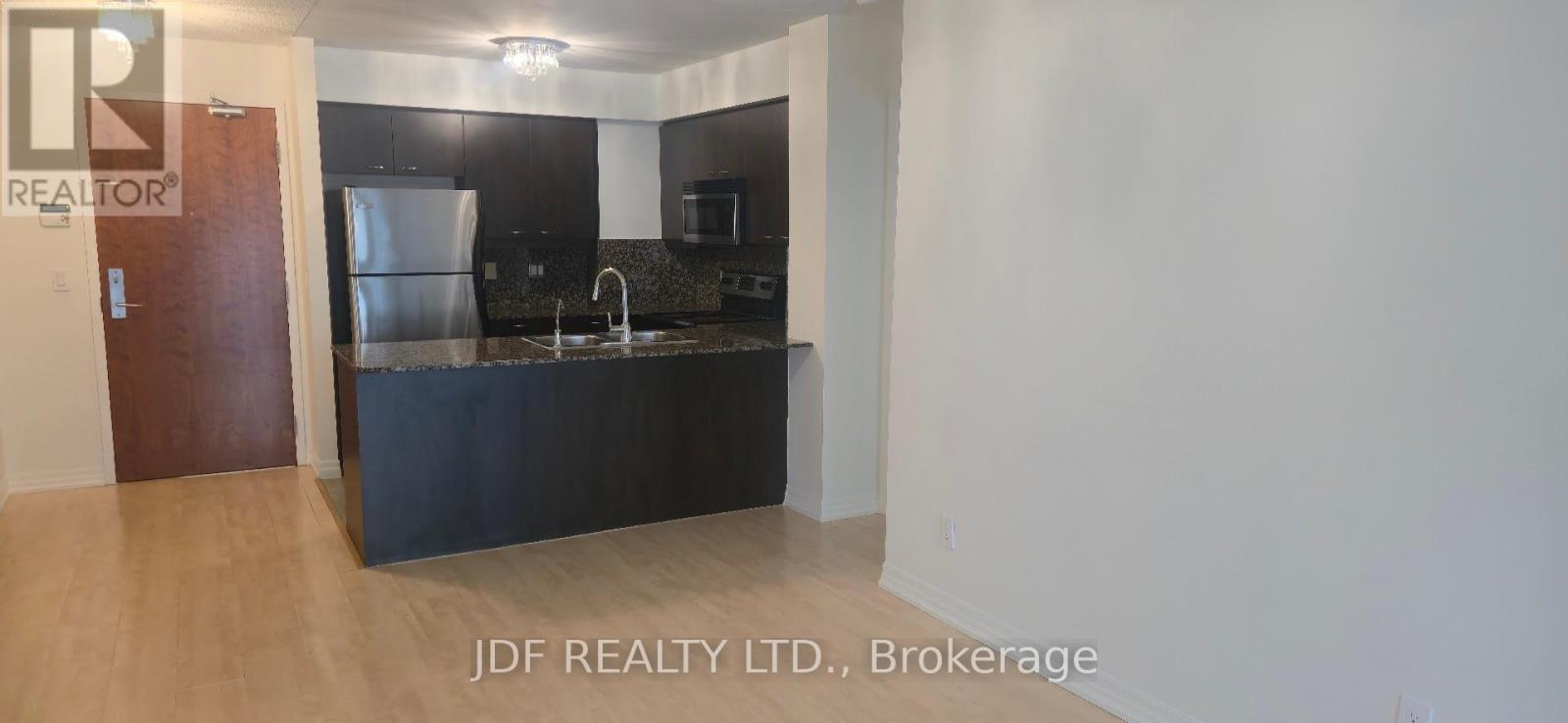 611 - 1403 Royal York Road, Toronto, Ontario  M9P 0A1 - Photo 7 - W12206584