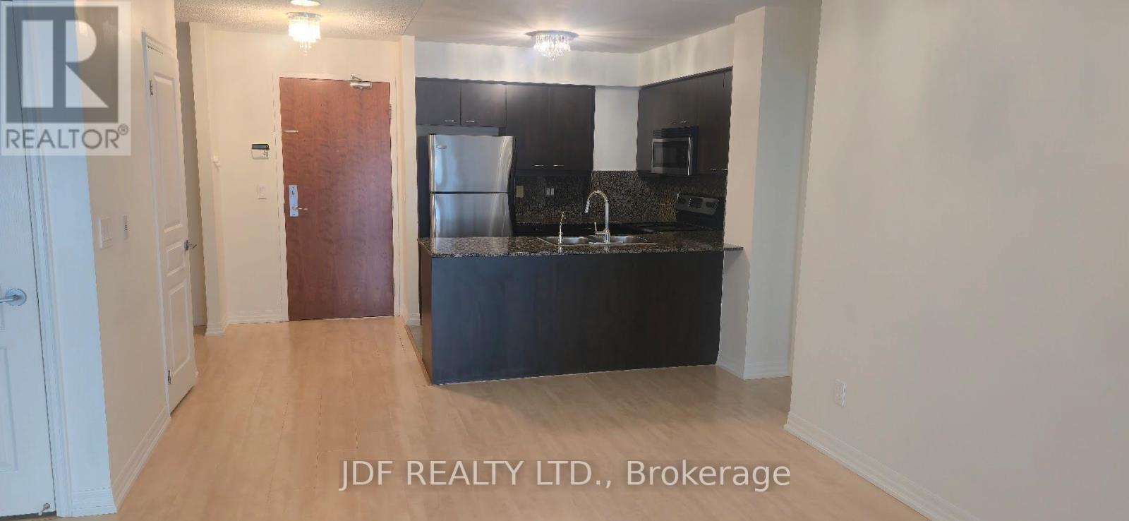 611 - 1403 Royal York Road, Toronto, Ontario  M9P 0A1 - Photo 8 - W12206584