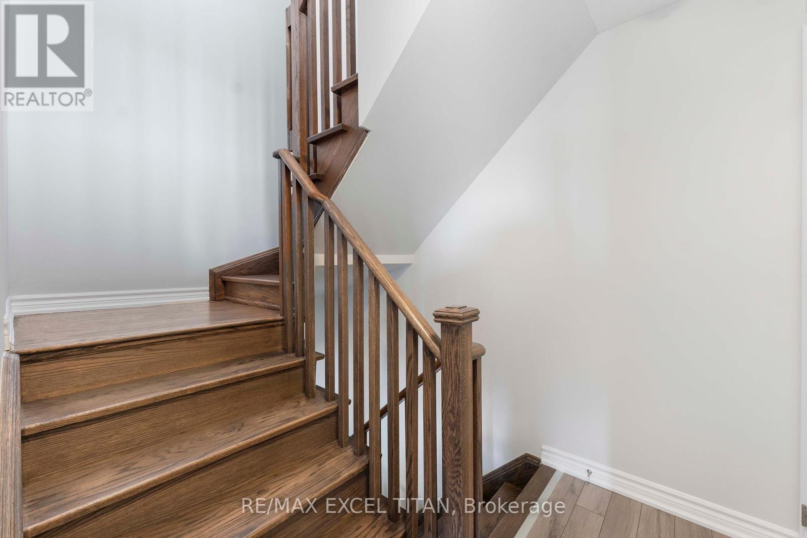 332 - 349 Wheat Boom Drive, Oakville, Ontario  L6H 7X5 - Photo 15 - W12206591