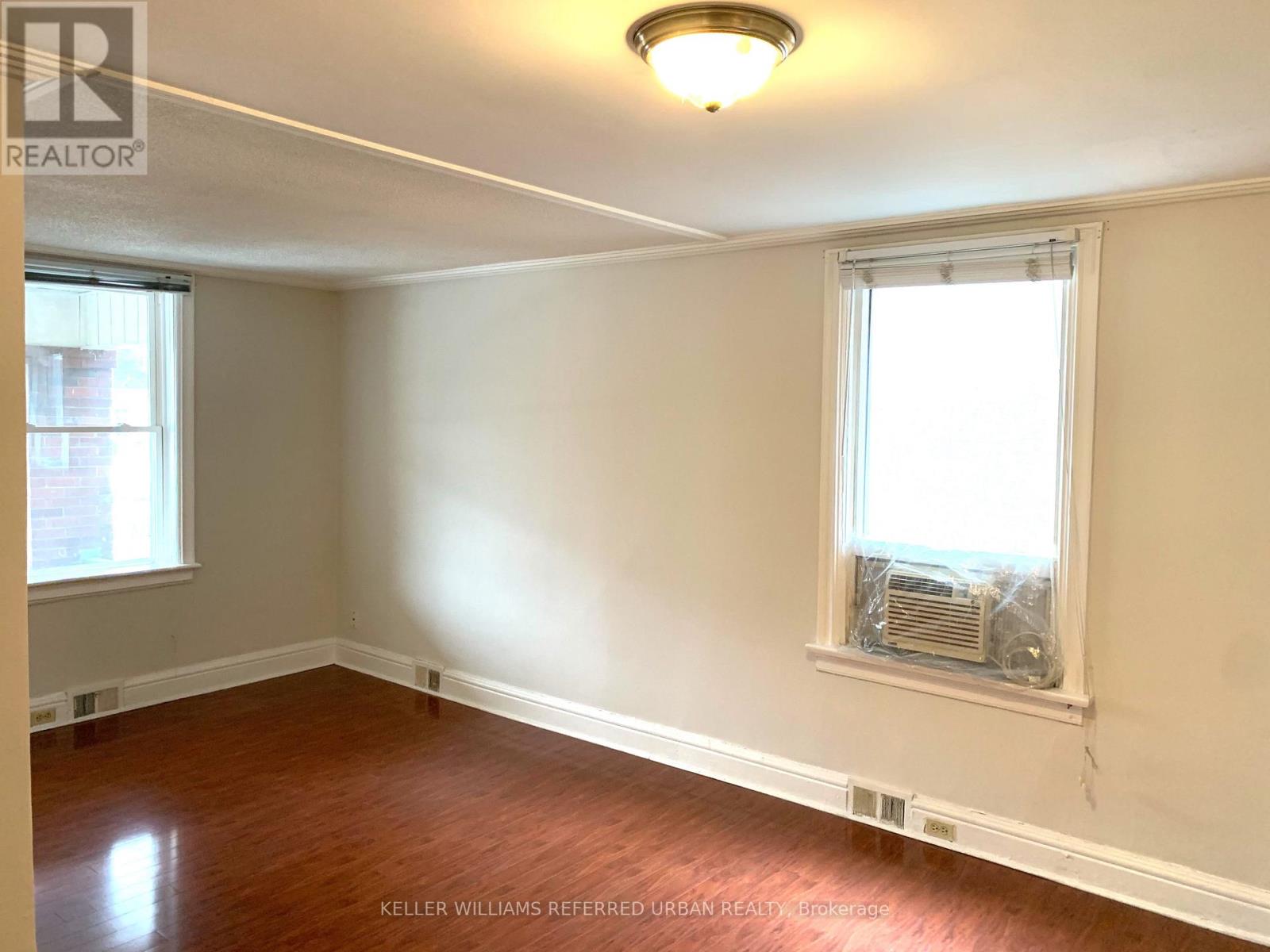 Main - 591 Jane Street, Toronto, Ontario  M6S 4A3 - Photo 6 - W12206622